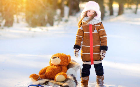 5 Benefits of Playing Outside in the Winter - Playtime by Eimmie
